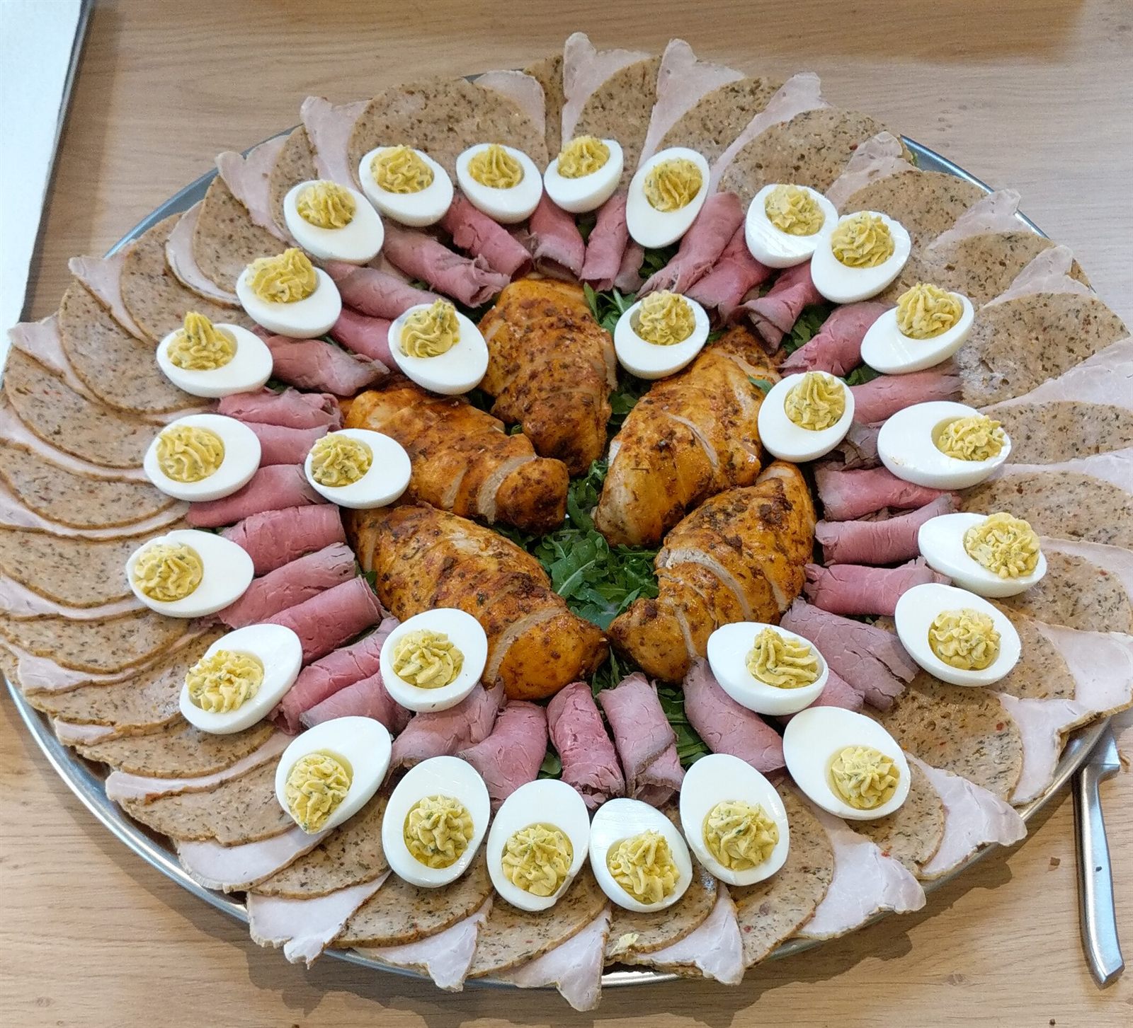 Vleeswarenschotel
